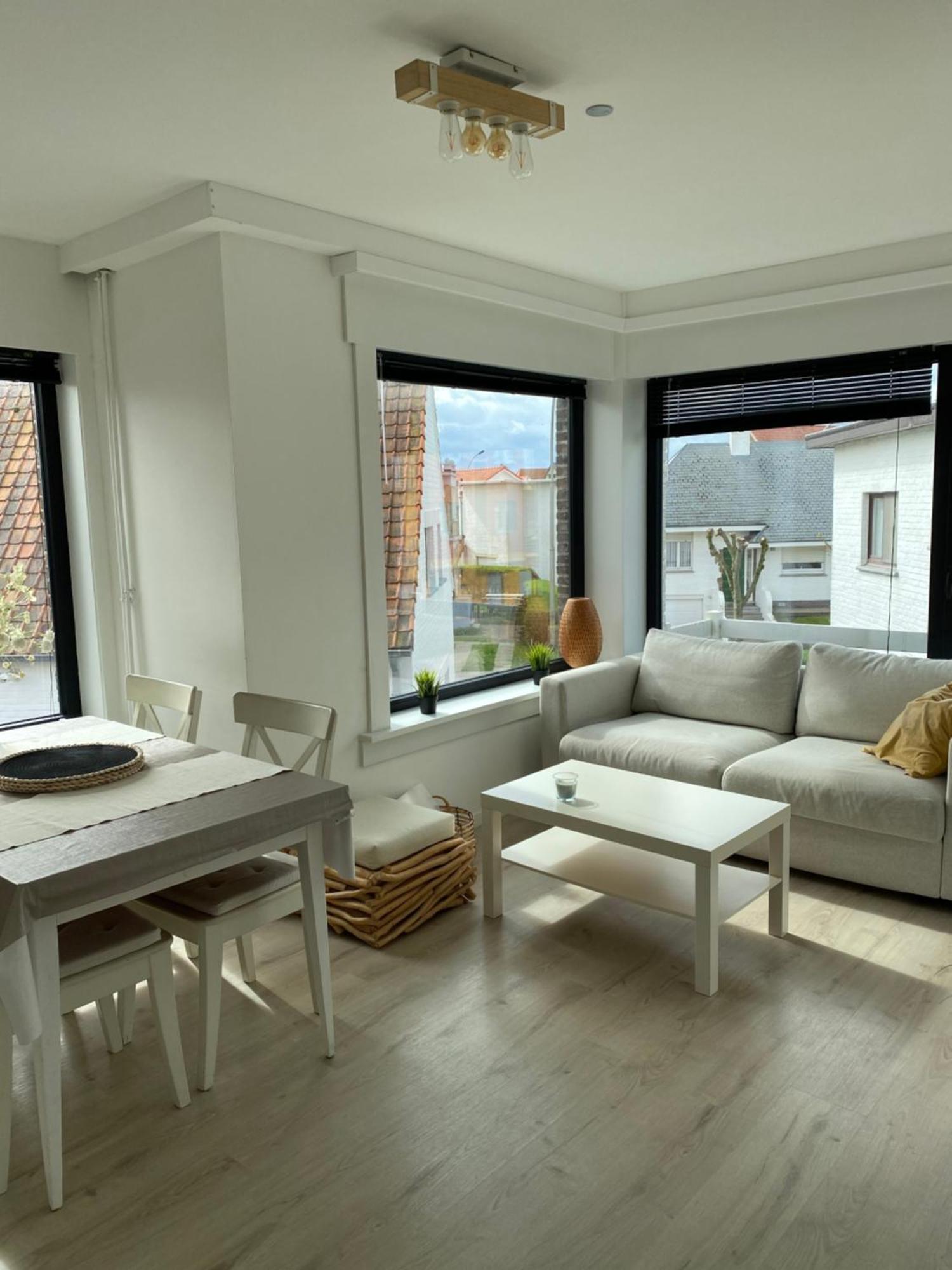 The Ocean Breeze 2 Apartment De Haan Exterior photo